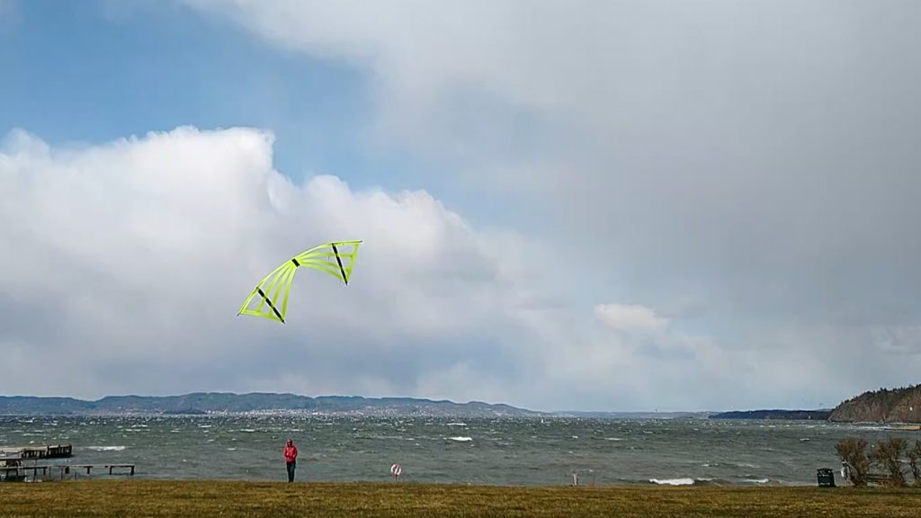 It flies, for sure!