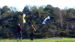 Kjetil and Anders flying A-Quad Hardcores