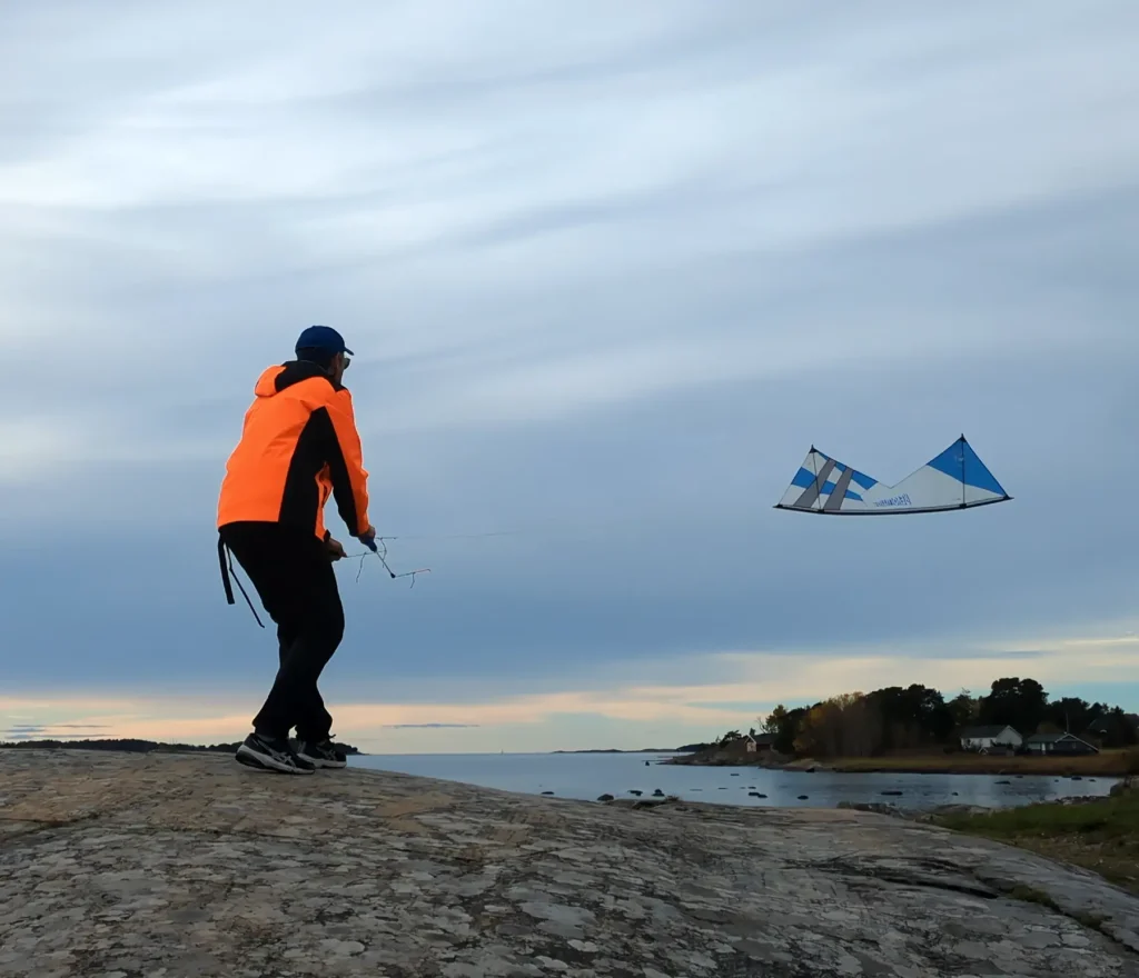 Sven flying a REAL Revolution